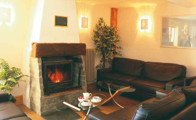 Chalet hotel le foret catered chalet & chalet hotel Chalet désign Foret