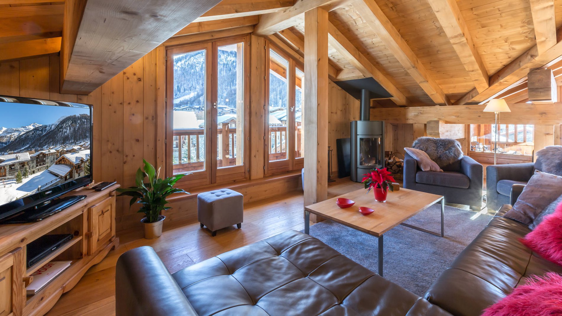 Chalet Eterlou 8 Self Catered Apartment Chalet -